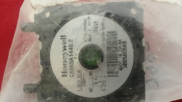 IDEAL 111379 PRESSURE SWITCH YAMATAKE C6065A1440B