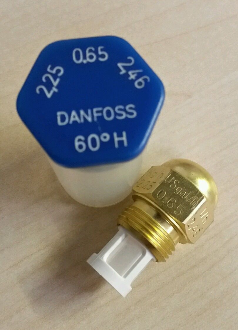 Danfoss Oil Boiler Burner Nozzle 0.65 x 60 H USgal/h Jet 0.65 Nozzel 2.25 Kg/h